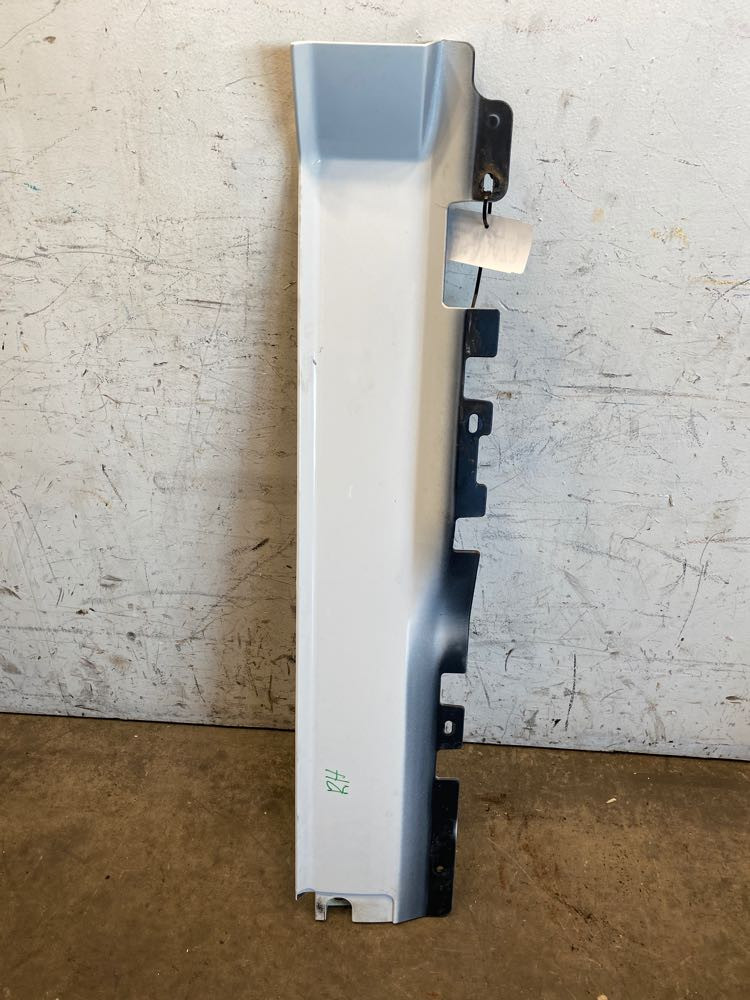 2011 Cab Exterior Trim Panel 63329 for Volvo VNL Gen 2 (785-10473)