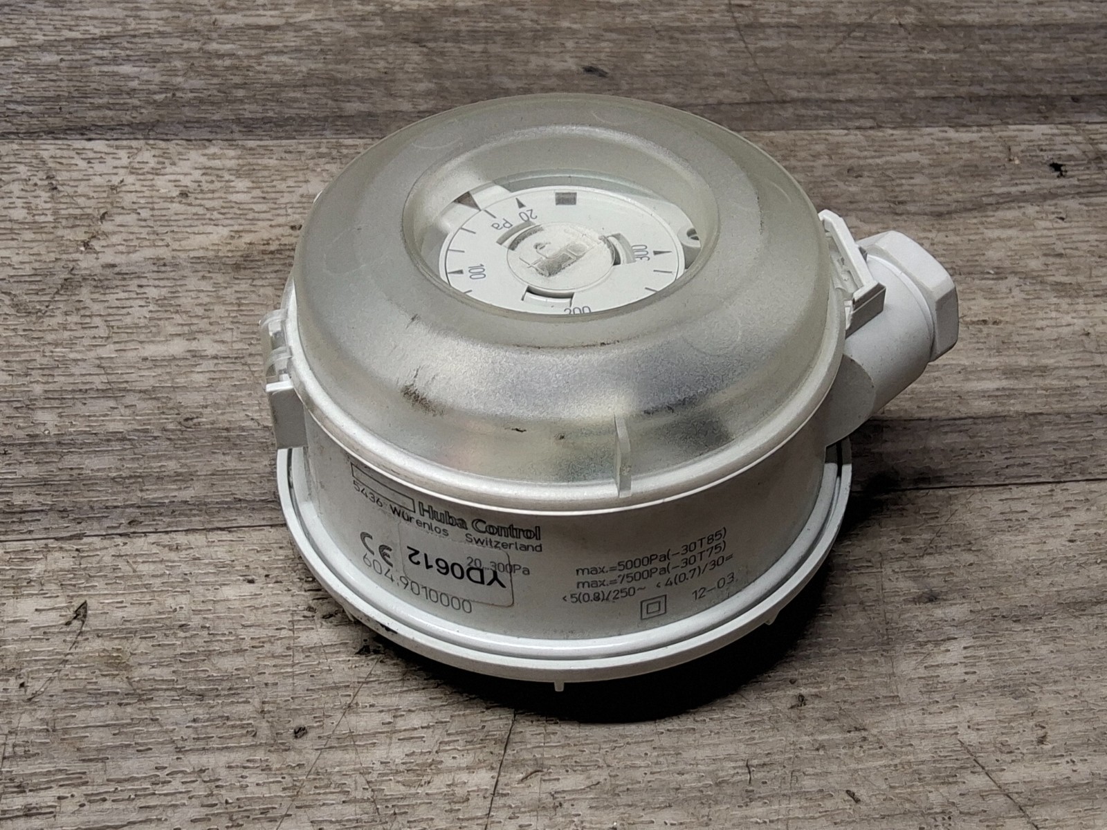 Huba Control Type 604.9010000 Adjustable Direct Pressure Control Switch #122N165