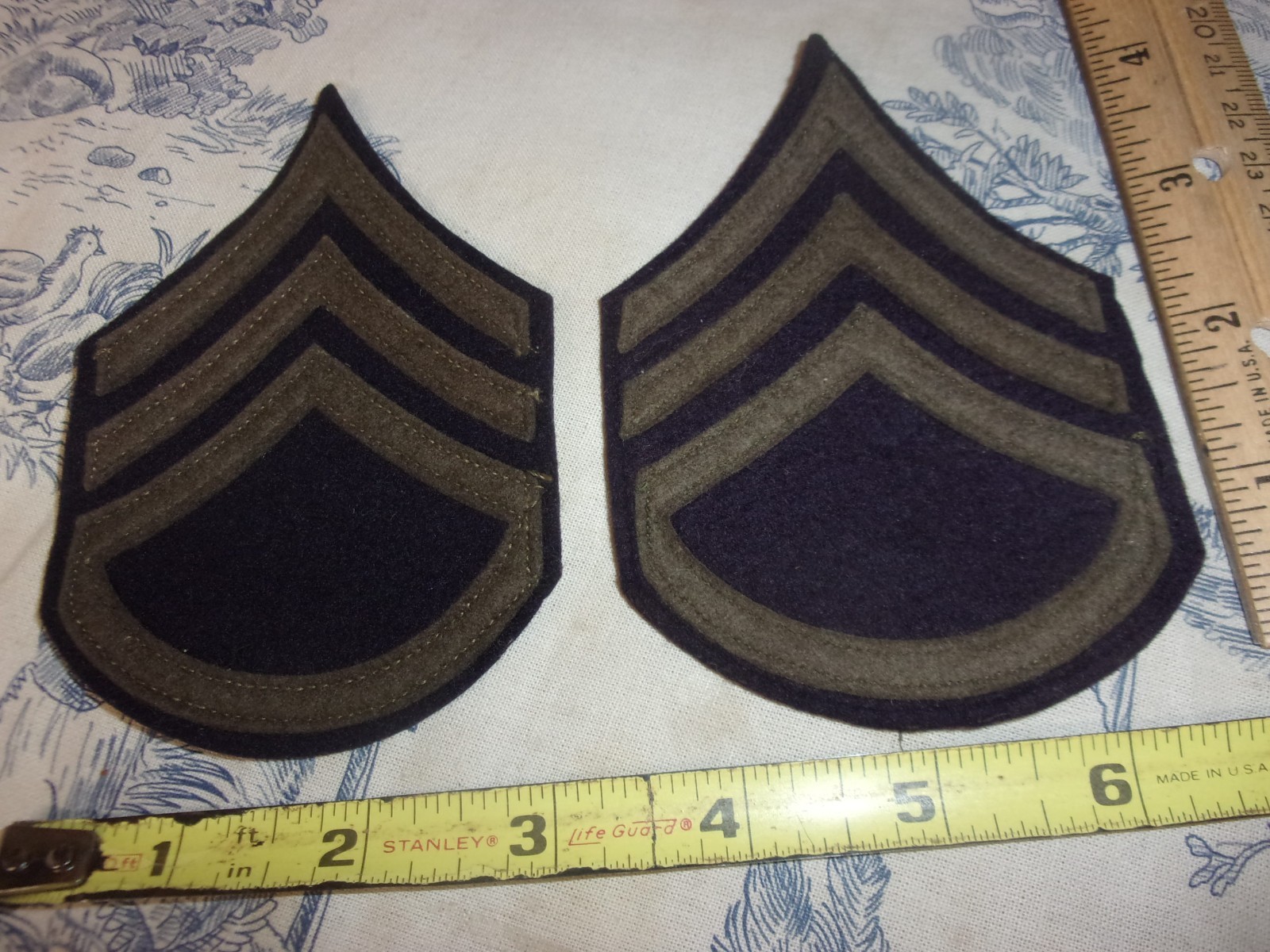 Pair of Vtg. WWII US Army Staff Sergeant Stripes Felt/Felt, SSI Chevron Patches