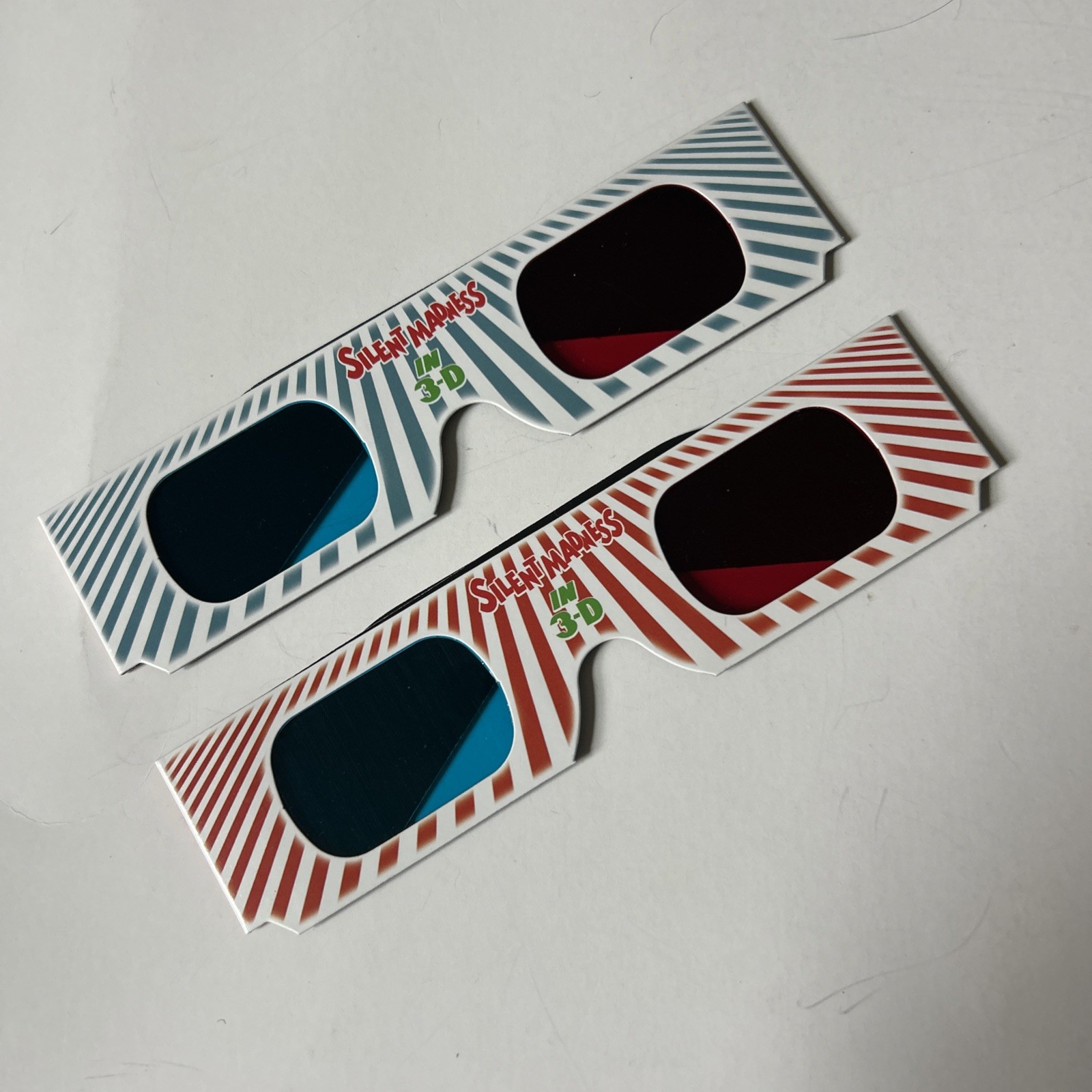 VS Lot of 2 Silent Madness Pair of 3D Glasses-red-blue-use to view 3-D movie-NEW