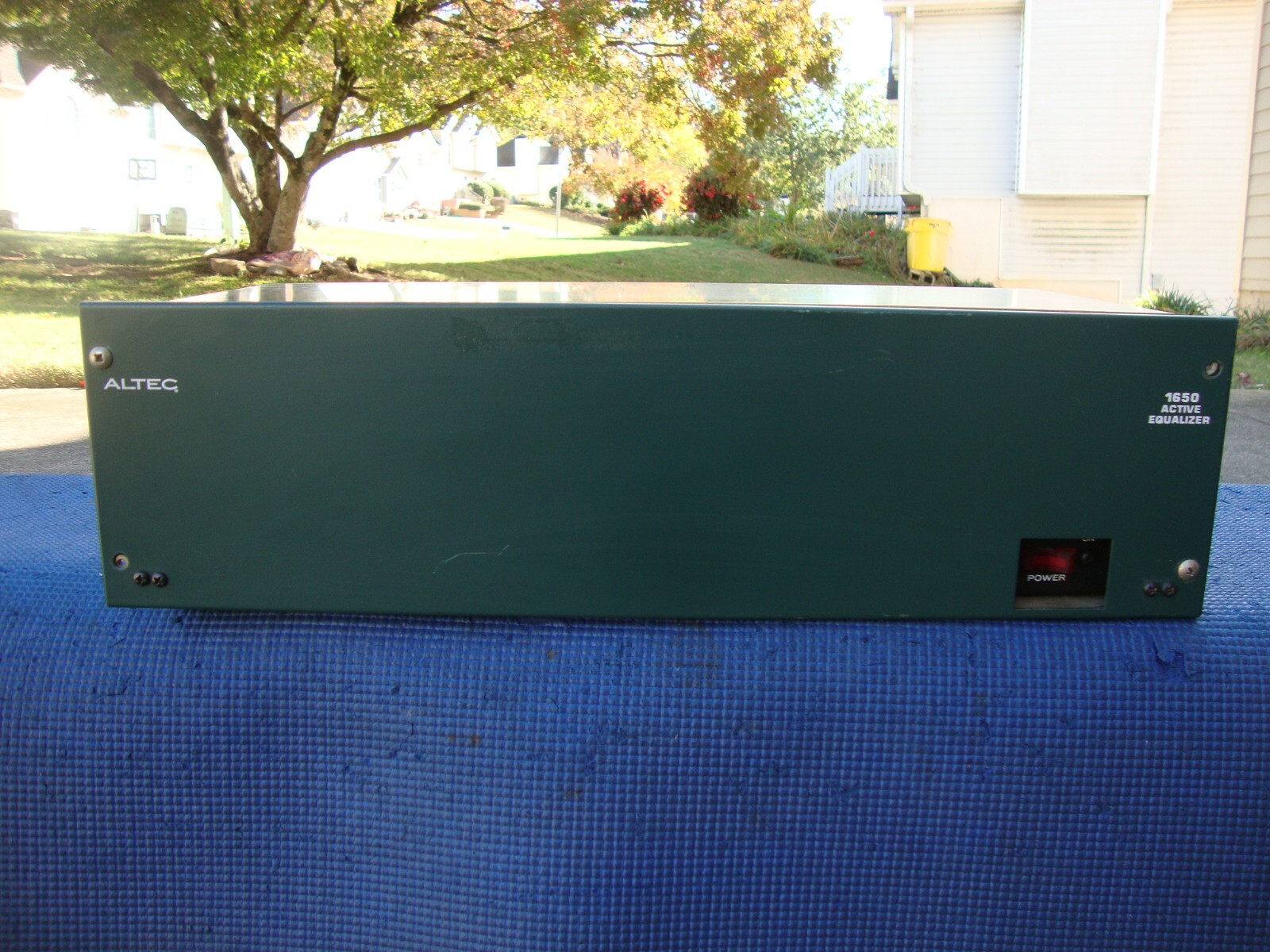 1(x) ALTEC model 1650 1/3  Octave Active Equalizer - Pls Read Ad