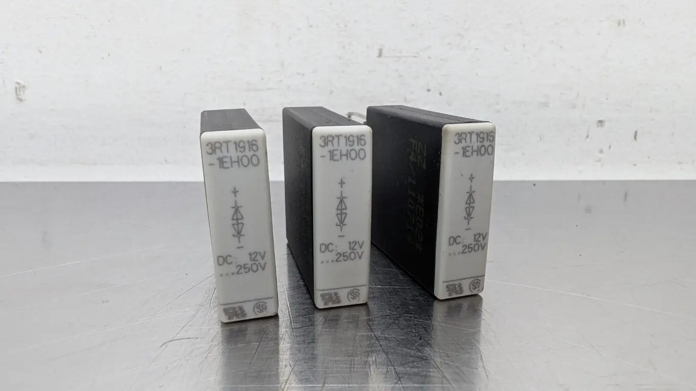 3 Pack Siemens ERT1916-1EH00 Surge Suppressor 12-250VDC