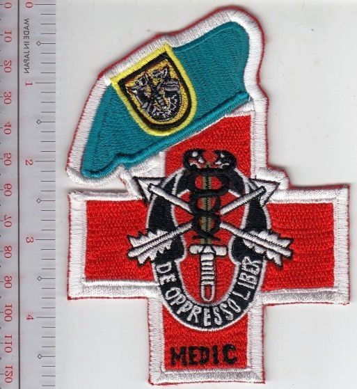 Airborne US Army 1st Special Forces Group Green Berets MEDIC NO TARIFF