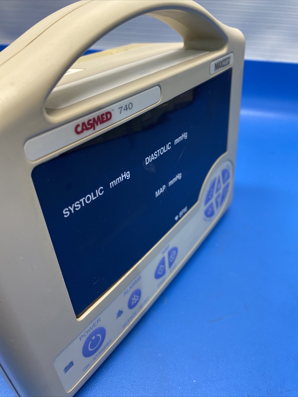 CASMED 740 Vital Signs Monitor