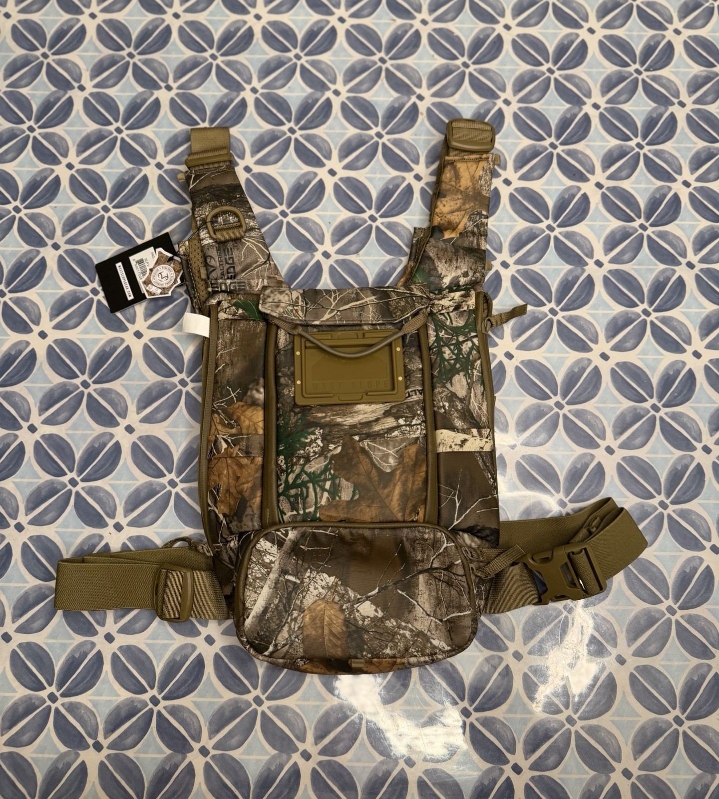 West Slope Pro 180x Chest Pack Realtree Camo NWT Adventure Outdoors Hunting