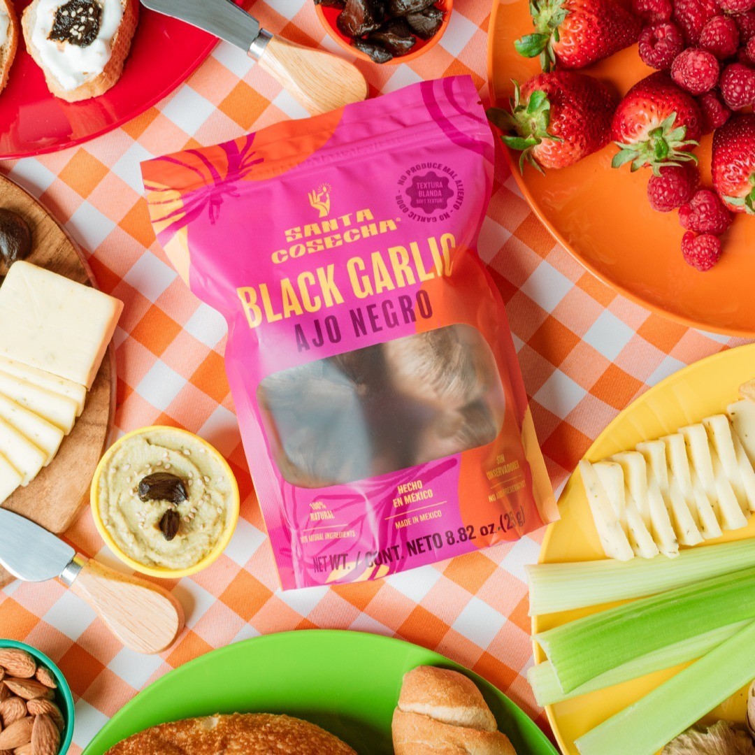 Aged Black Garlic Bulbs 100% Real and Whole Premium Quality Ready to Eat Garlic