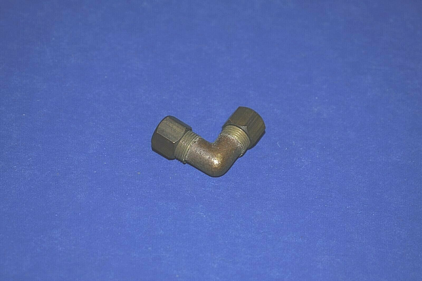 NOS Brass Compression Elbow 5/16 x 5/16 Compression
