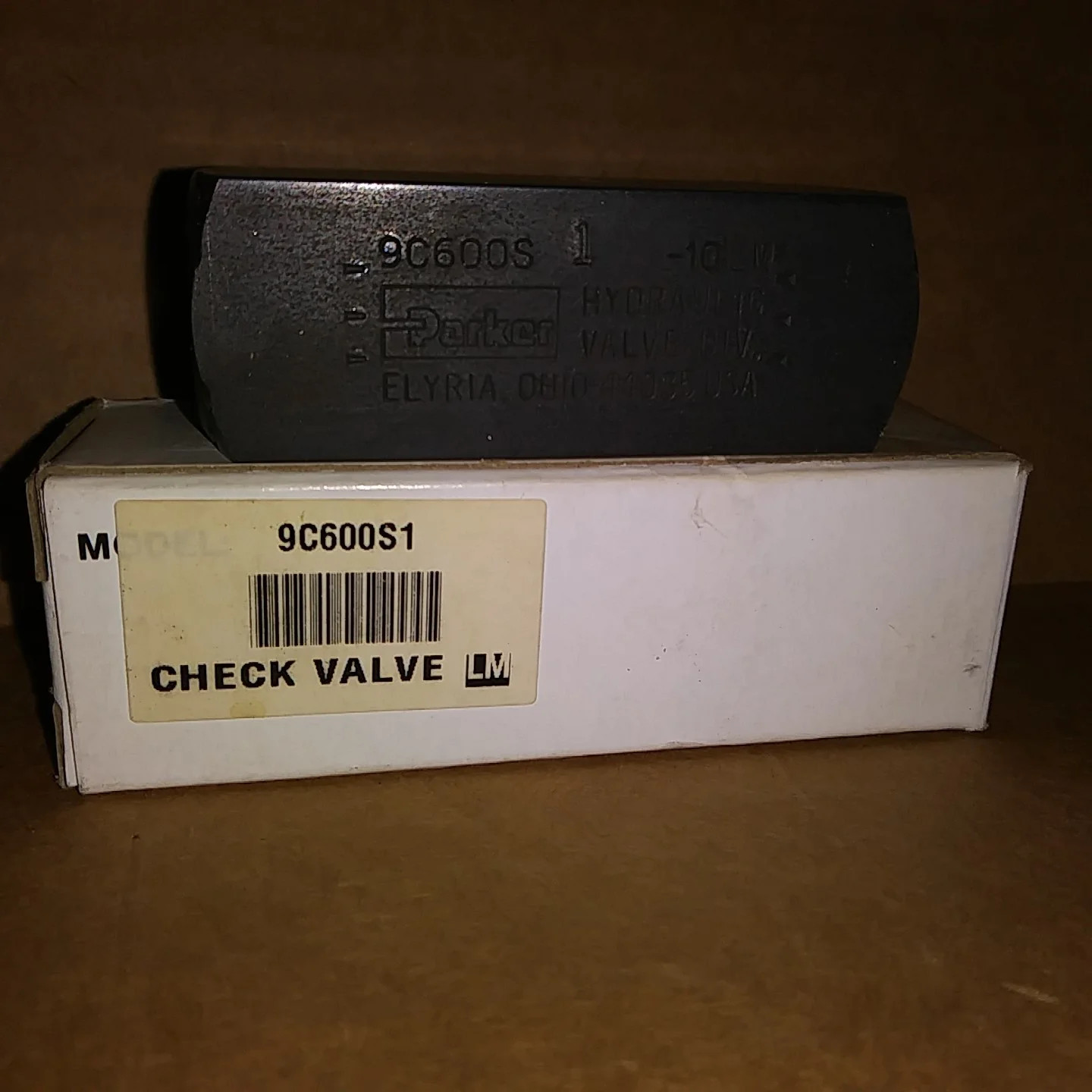 Parker 9C600S1 10LM 3/8" NPT Colorflow Steel Check Valve 5000psi 30L/min (QTY)-N