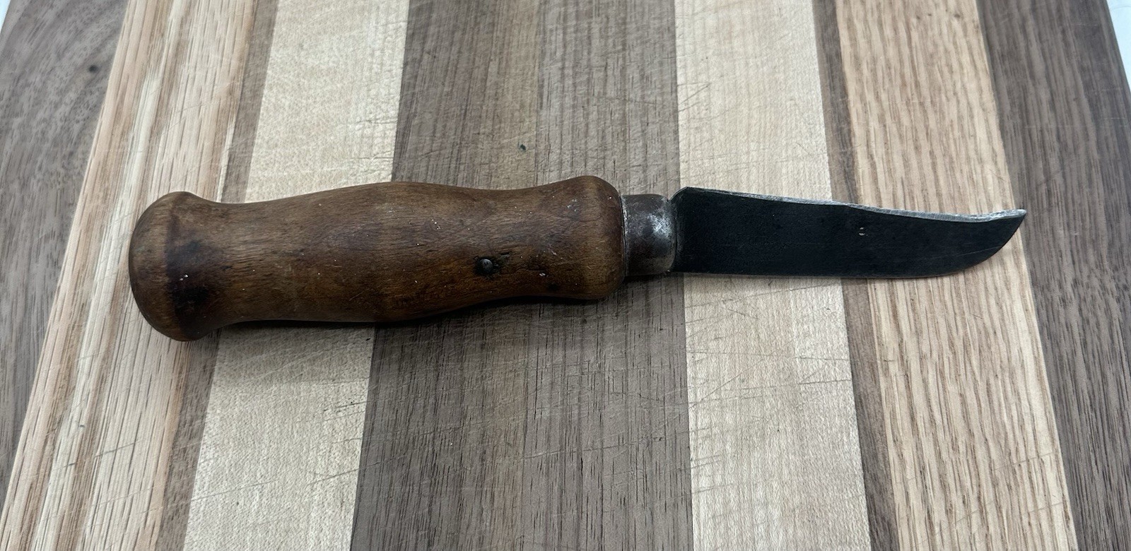 Vintage Harrington Cutlery Co. Dexter Southbridge Mass. Curved Blade Knife Used