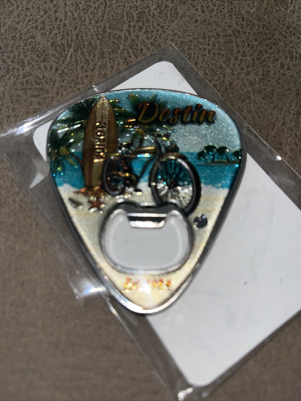 Destin Florida Beach Themed Scene Soda juice.or Beer bottle opener seashell