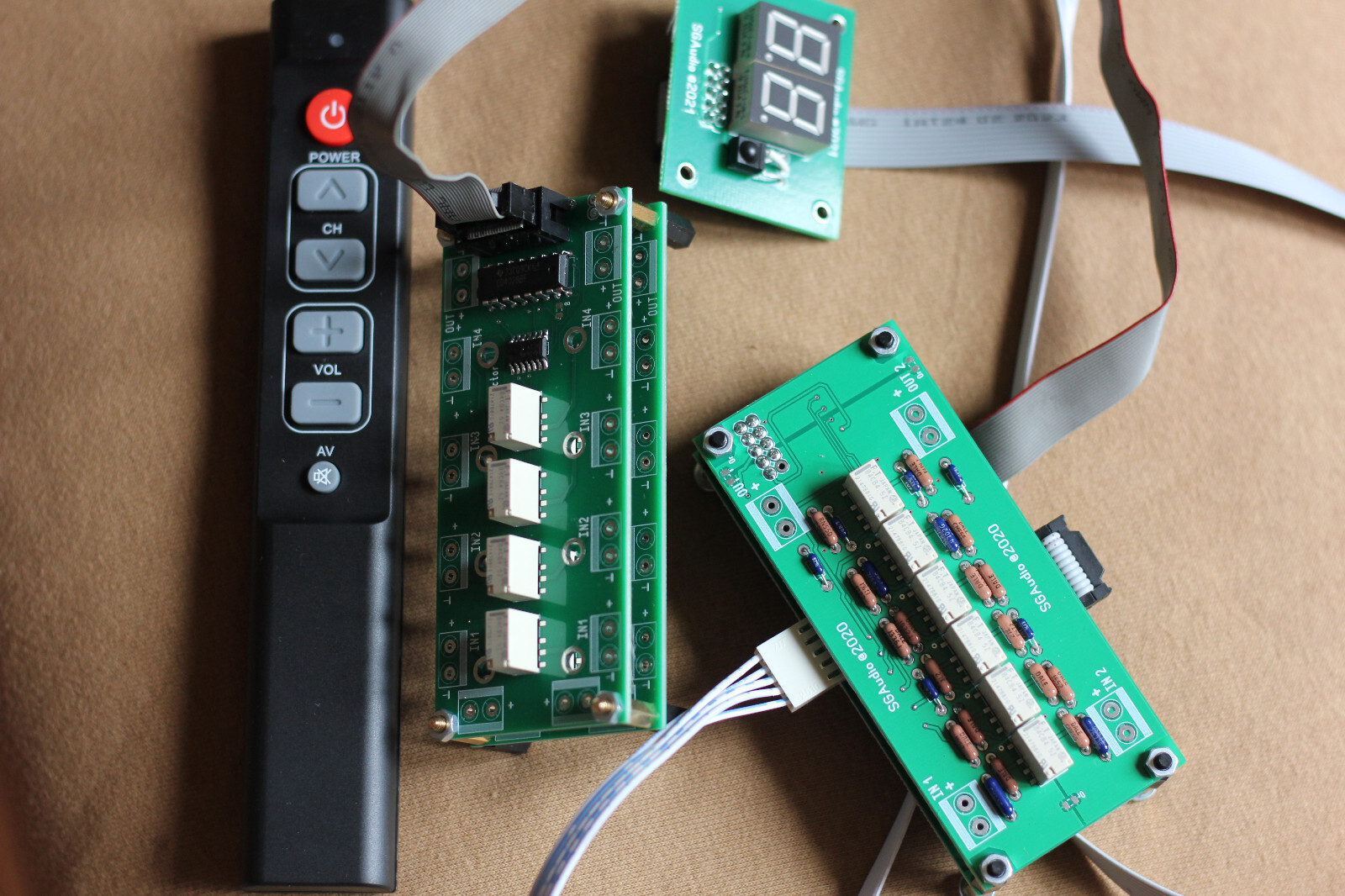 Volume Control Relay Attenuator 2 channels RCA selector 4 Input LED Matrix LPS