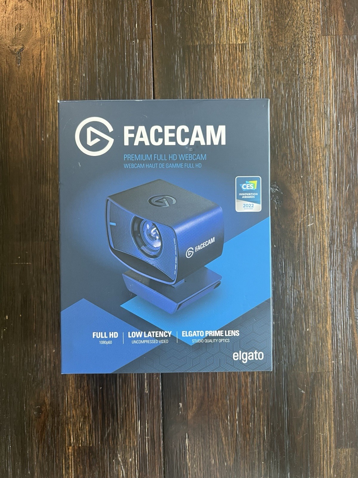 Elgato Facecam Premium Full HD Webcam 1080p60 With Mount, Camera, And Cable