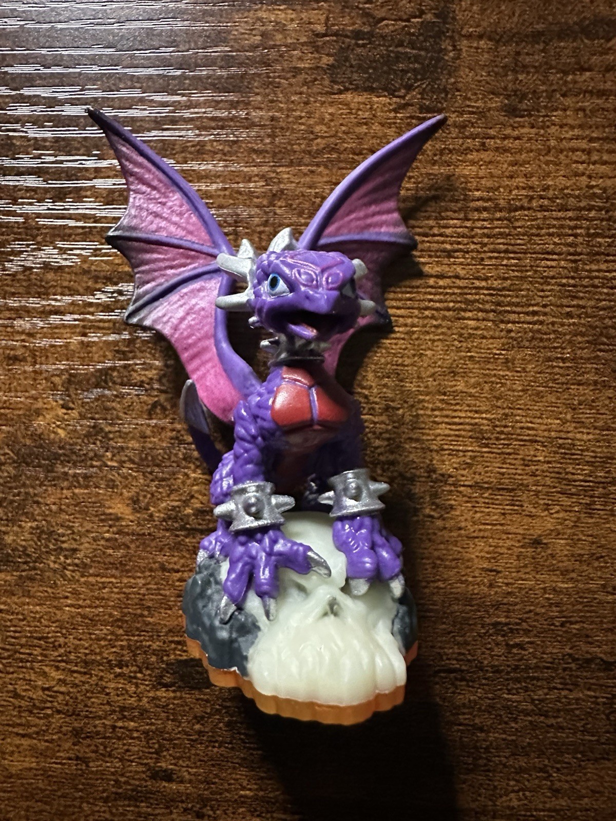 Activision Skylanders Cynder Purple Dragon Character Figure for Spyro Series