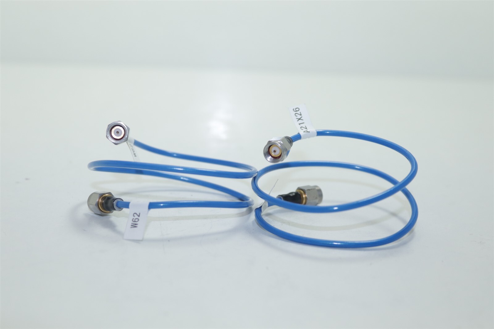 Anritsu MG3700A Vector Signal Generator 250KHz - 3GHz 2 RF Cable