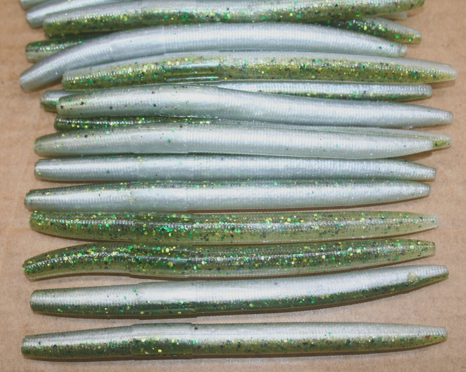 5" Stick Senko Style Baby Bass w/Green Fleck 100 count bag bulk Plastic Worms