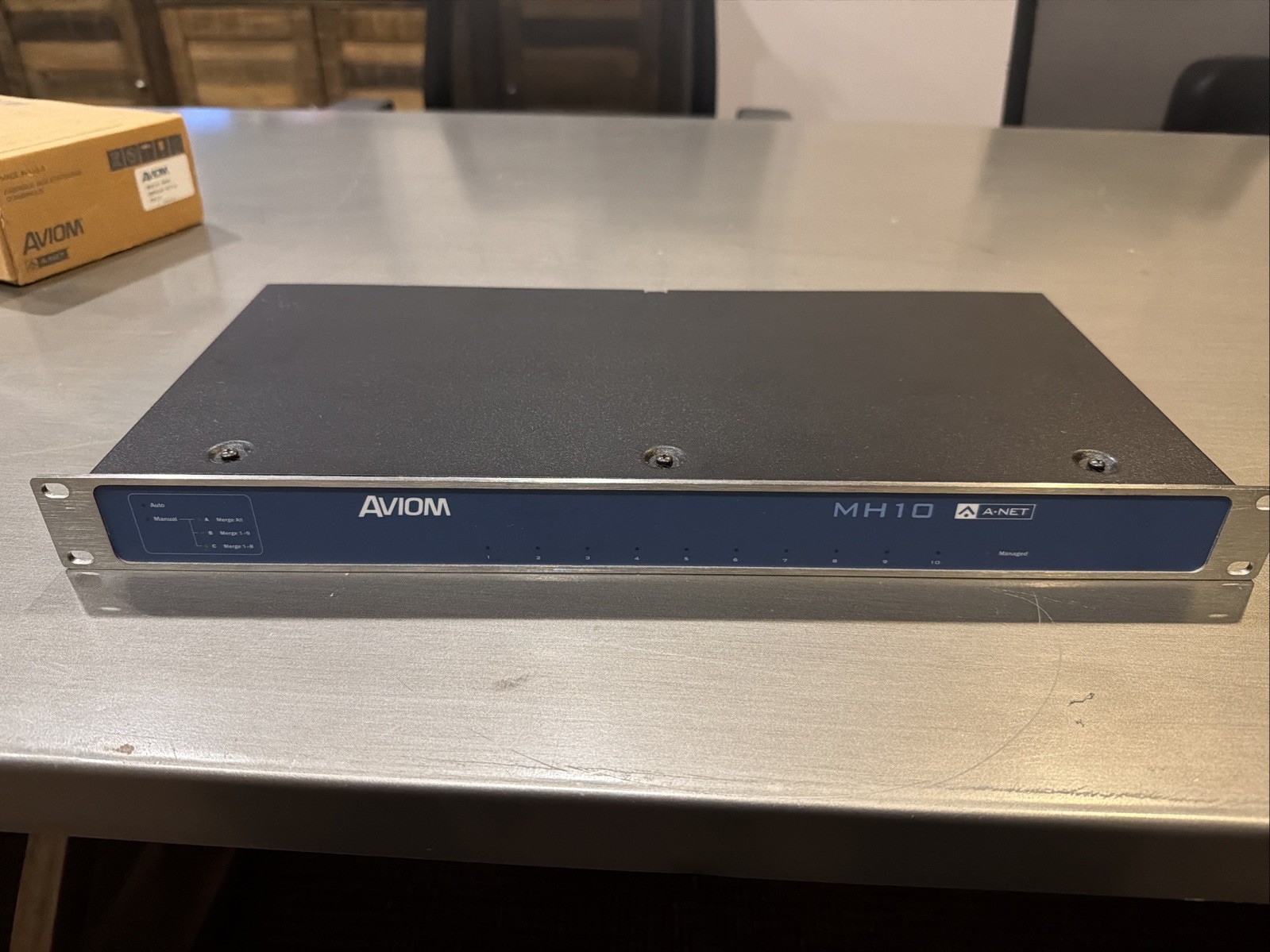 Aviom MH10 Merger Hub *open Box, Rep Sample