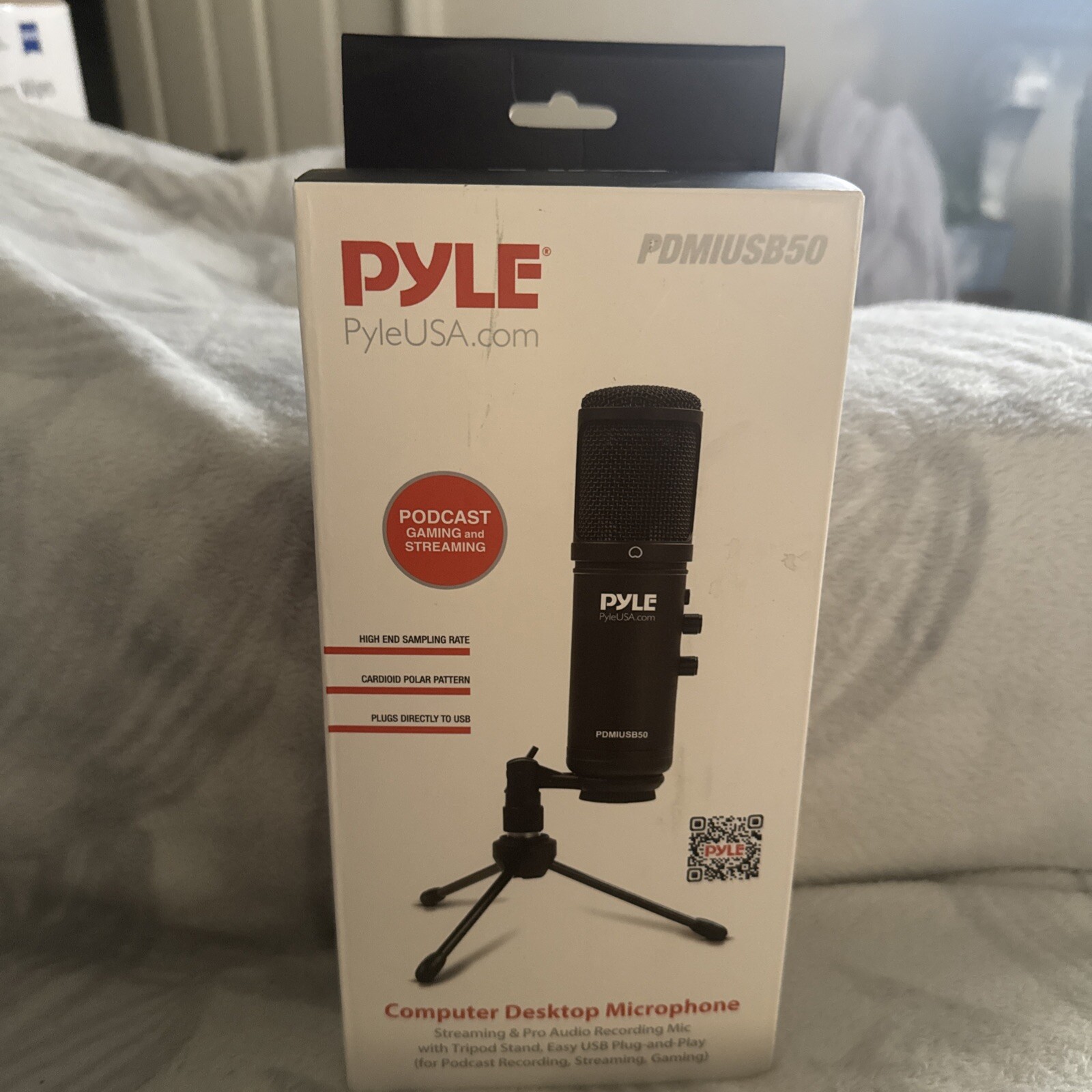Pyle USB Plug & Play Computer Microphone, For Podcast Gaming & Streaming, Black