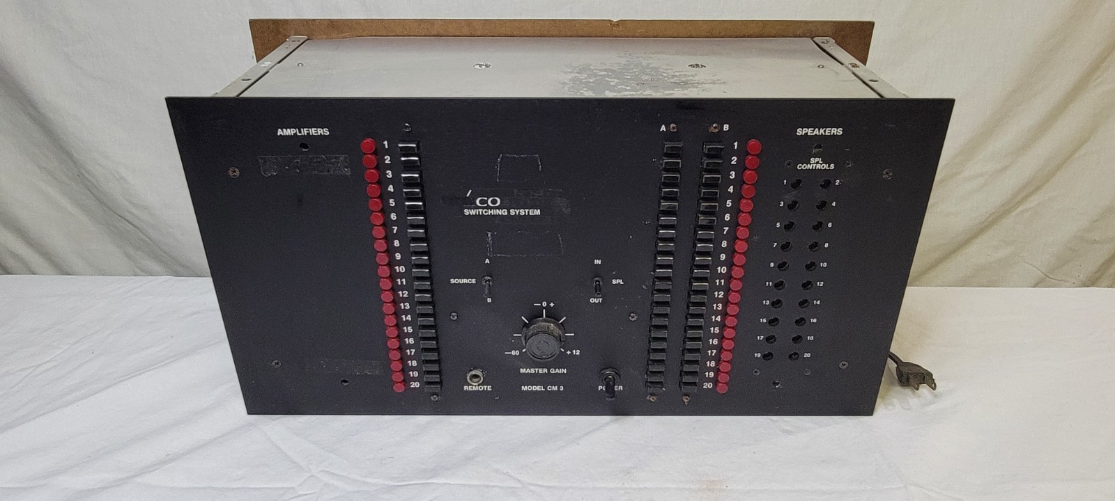 Amco CM-3 Component and speaker switching console 20 speaker pairs/receivers