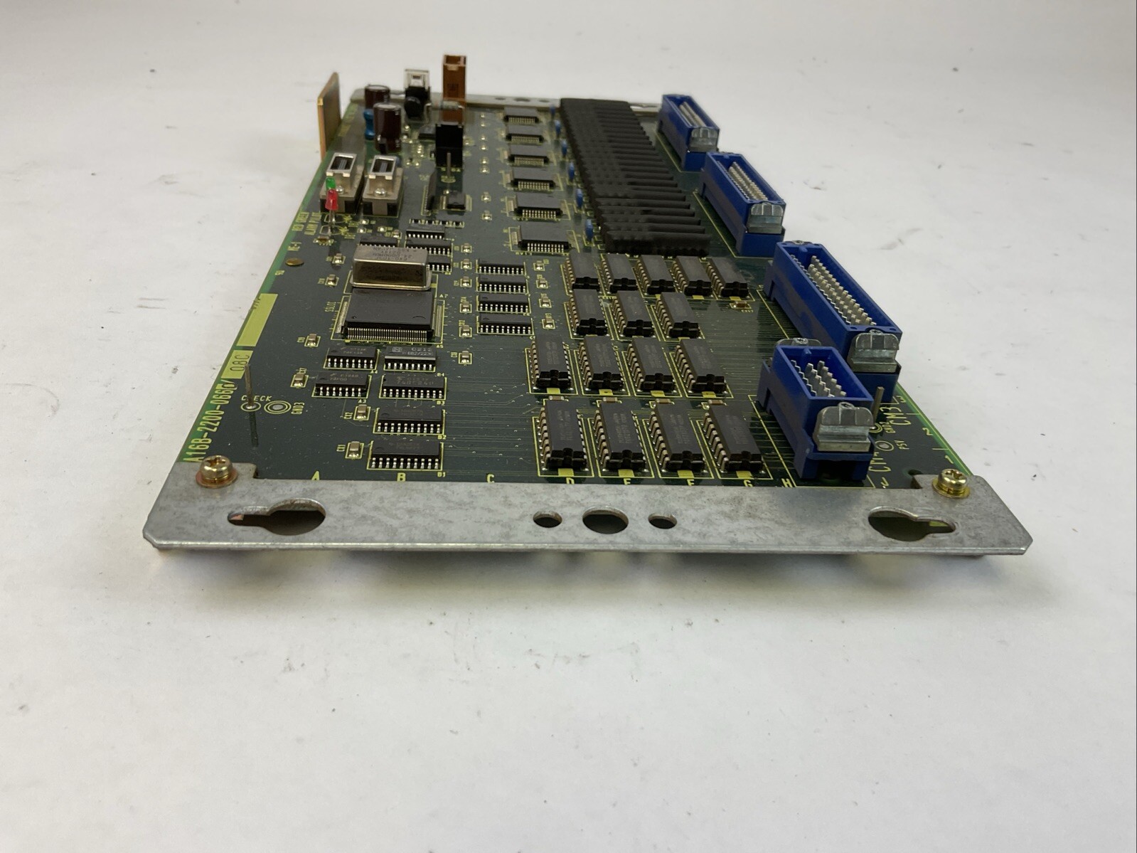 FANUC A16B-2200-0660/08C OPERATOR CIRCUIT BOARD