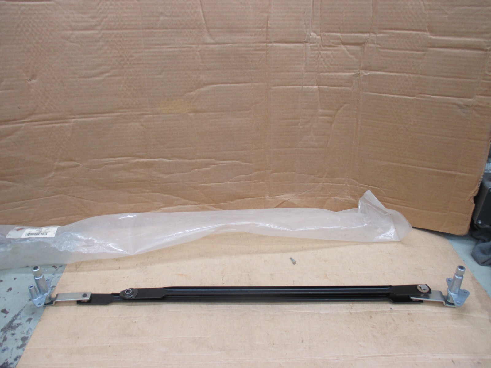 INTERNATIONAL 1690025C92 WIPER ARM LINKAGE ASSEMBLY OEM TRUCK PARTS NEW