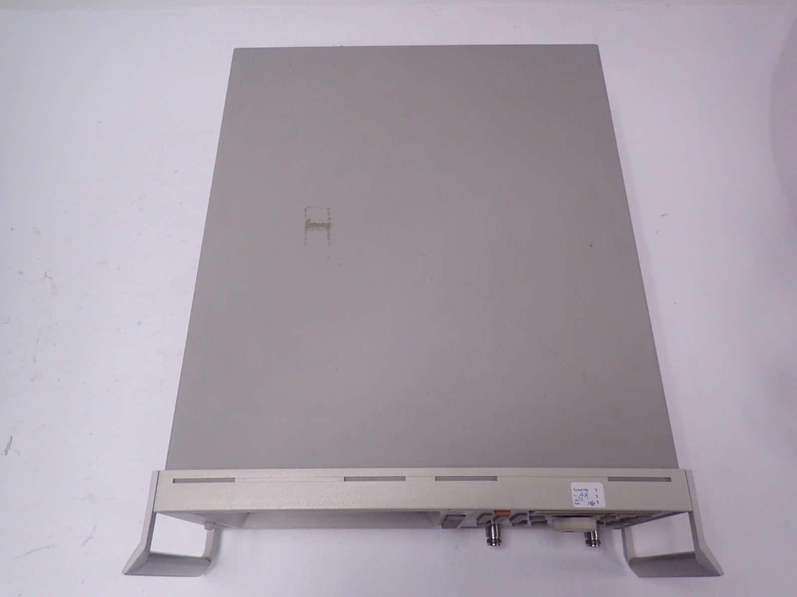 HP / KEYSIGHT / AGILENT 8712ET RF NETWORK ANALYZER 300kHz - 1.3GHz (70 Ohm)