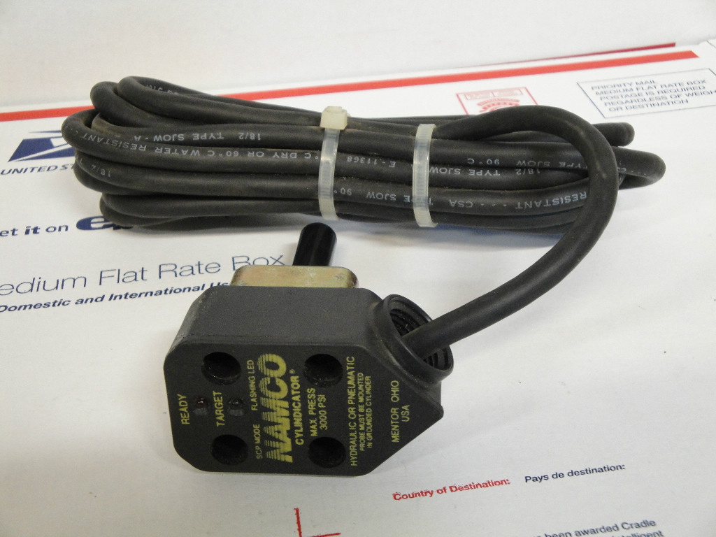NEW NAMCO #EE100-00121 PROXIMITY SENSOR WITH CABLE