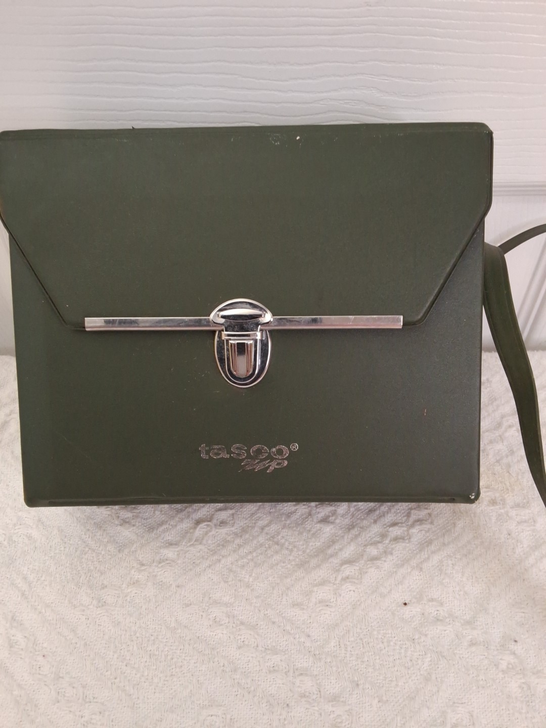 Tasco Zip Army Green Binoculars Case 7.5X6X3