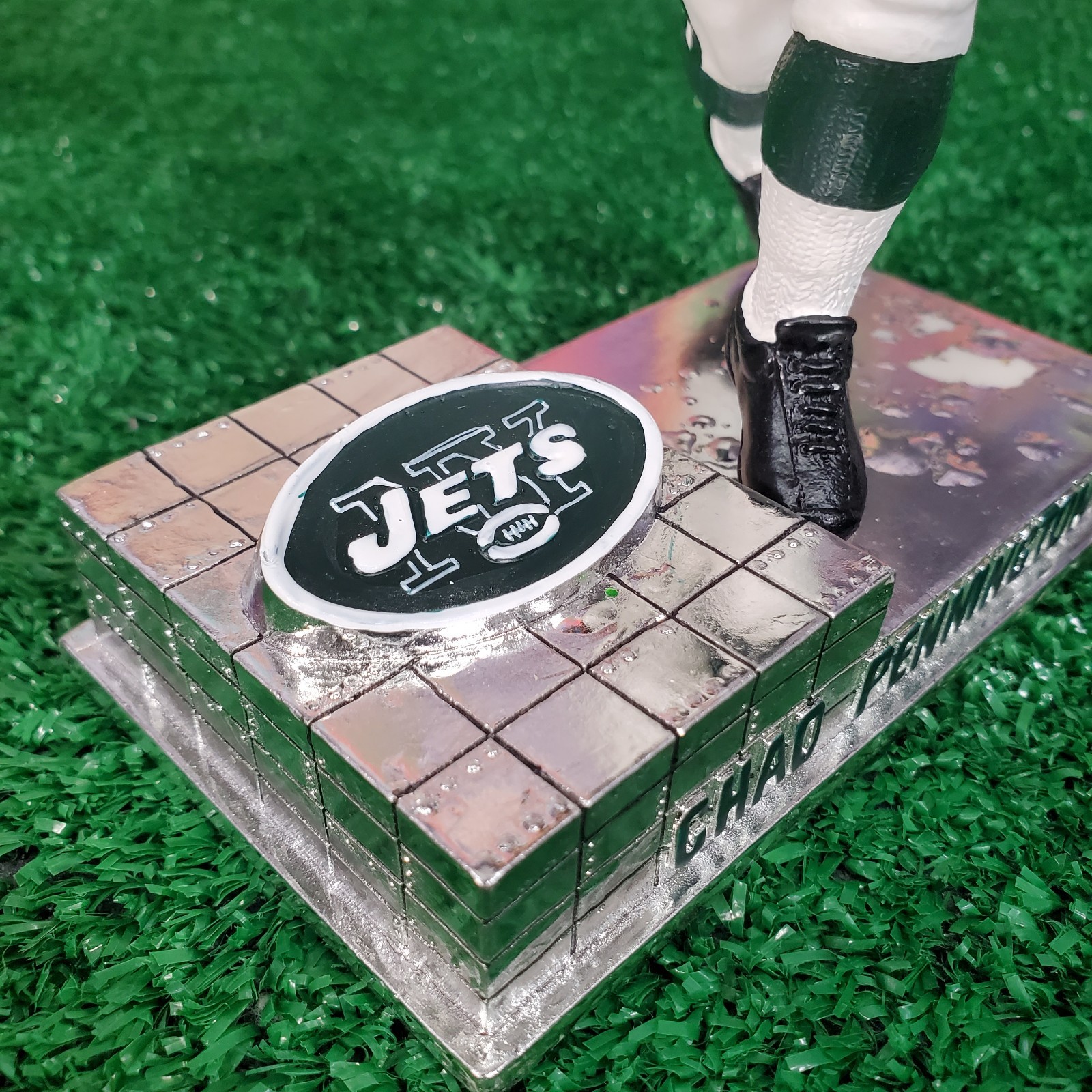 Chad Pennington NFL Bobblehead Player Platinum Series #/2005