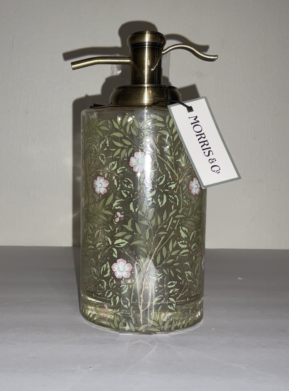 MORRIS & Co. PINK FLORAL SWEET BRIAR  CLEAR GLASS SOAP PUMP BATHROOM VANITY NWT
