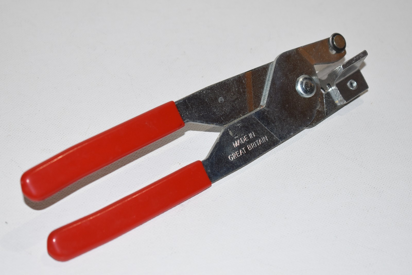 Manual Cutting Pliers Glass & Tile with Rubber Handles Made in Great Britain