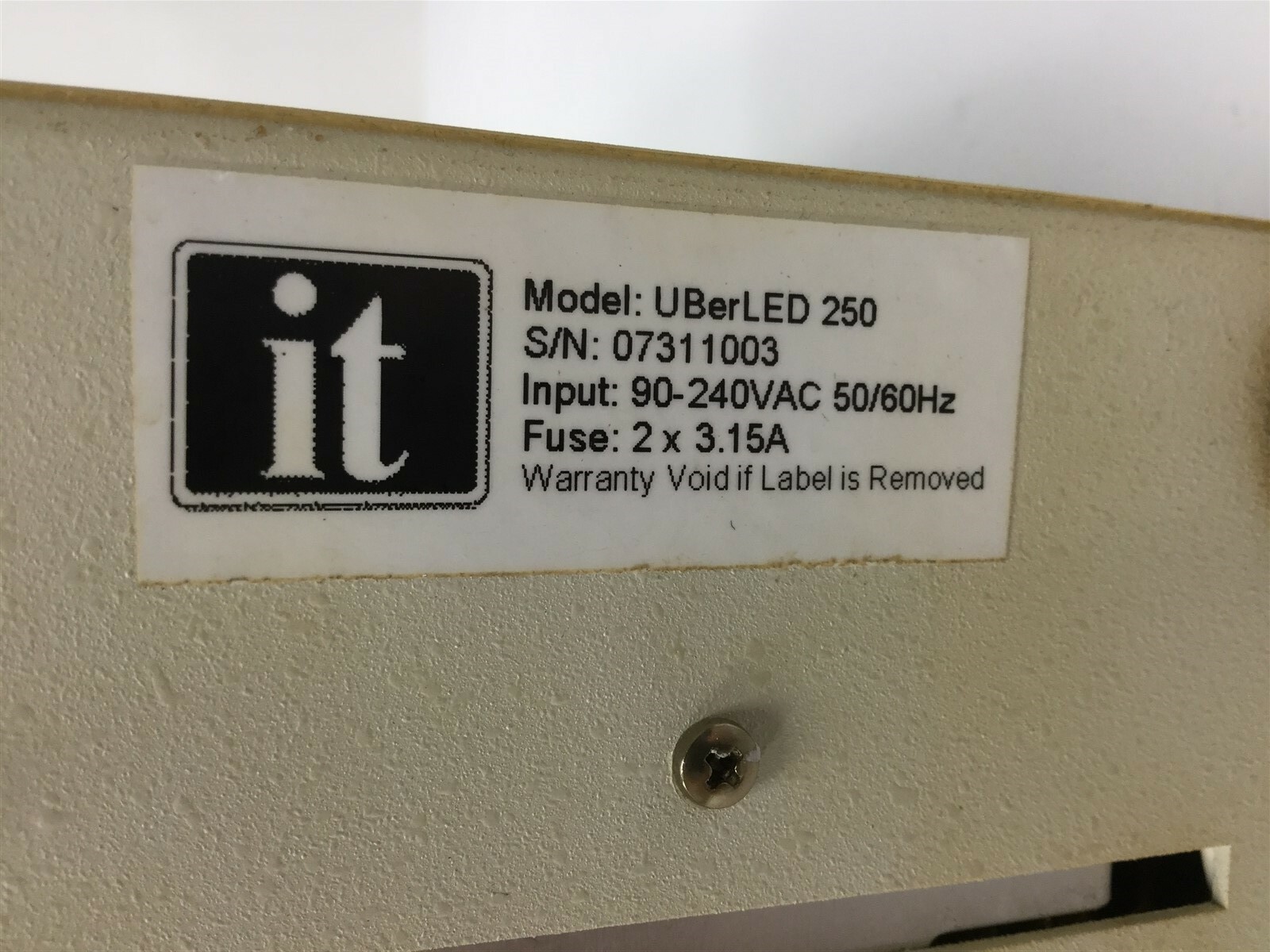 Illumination Technologies UBerLED 250 LED RED Light Source, Input: 90-240VAC
