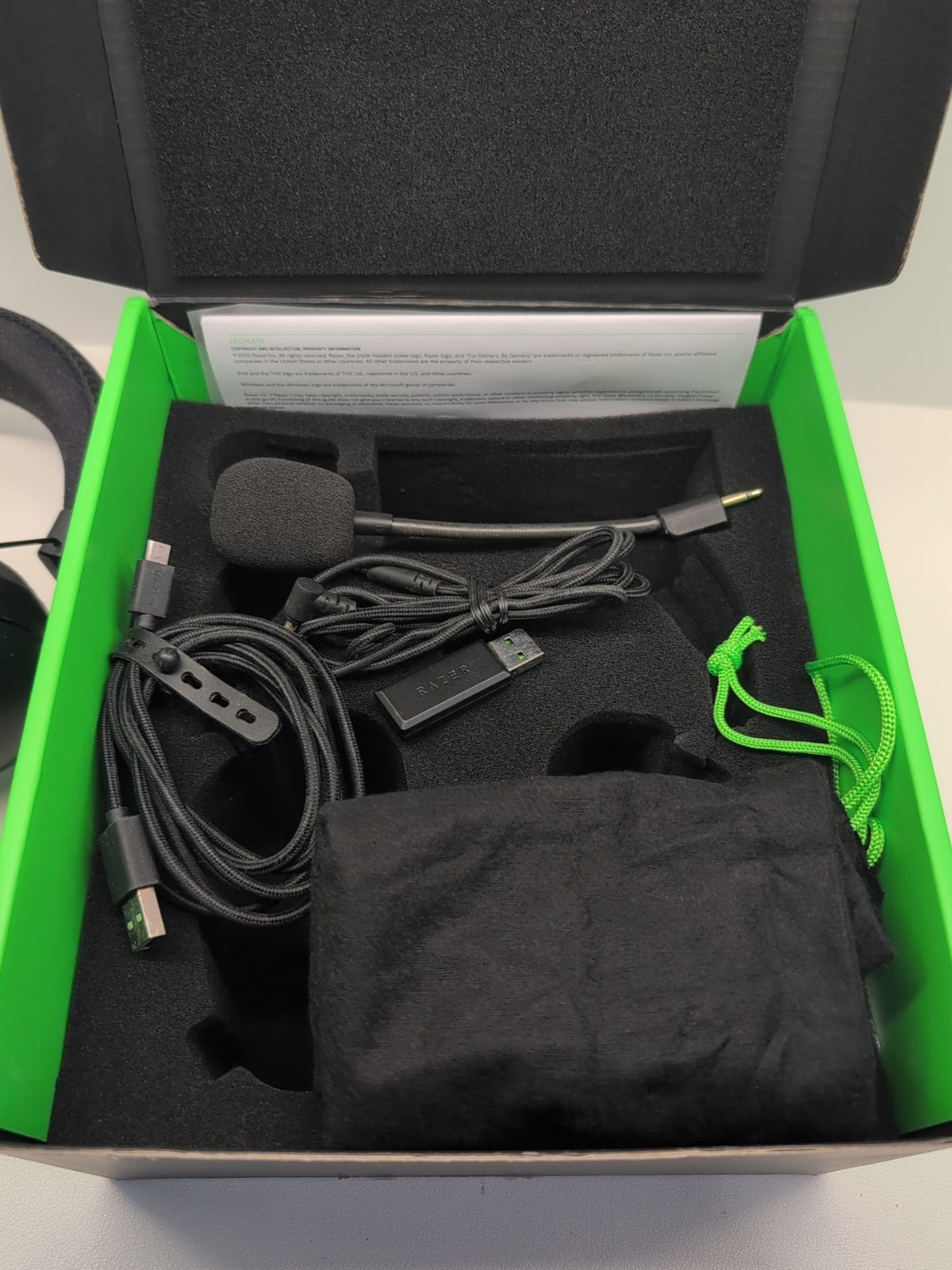Razer BlackShark V2 Pro Wireless Gaming Headset (Pre 2023 Version) with box #9