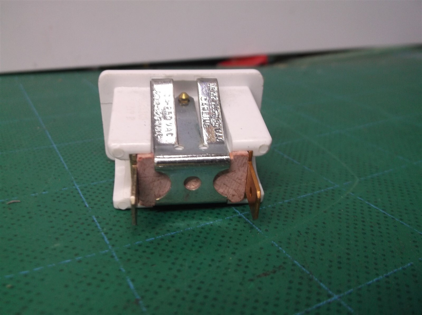 Bakery Case Switch Carling MAAOA-WH/ON-OFF Switch Toggle SPST 215 Series