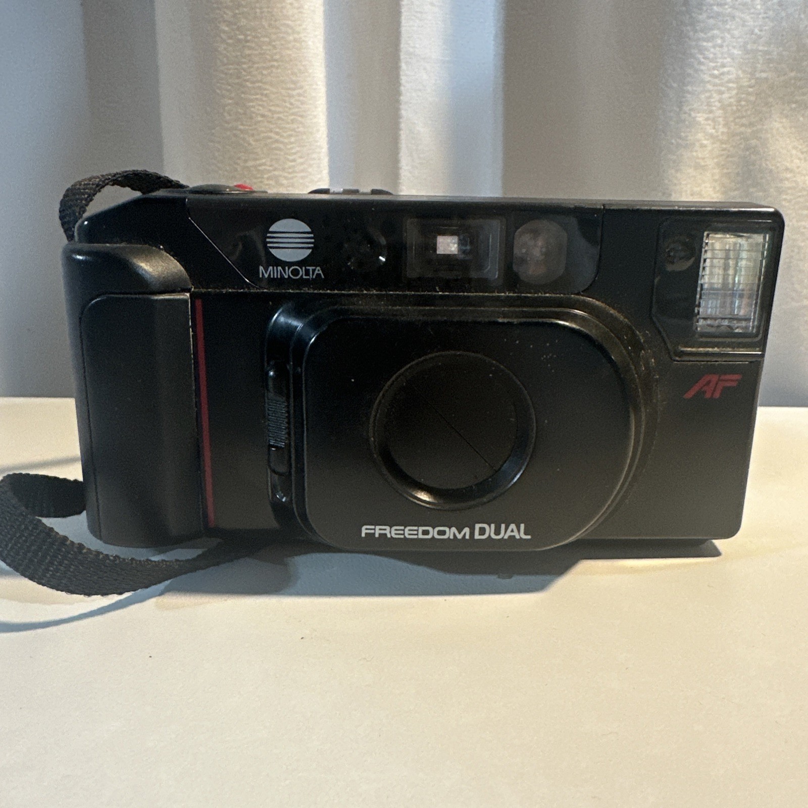 Minolta Freedom Dual AF 35mm Point & Shoot Made In Japan