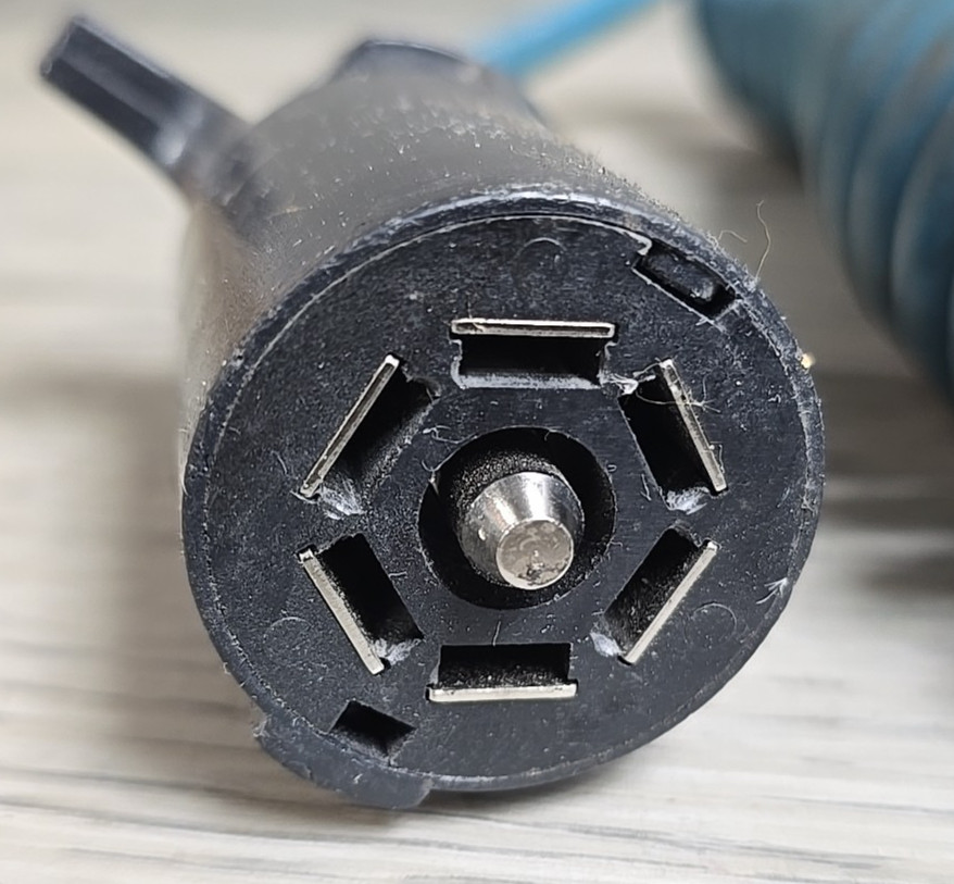 Blue Ox 6 Way Wire Connector Coiled Electrical Cable Extension Cord