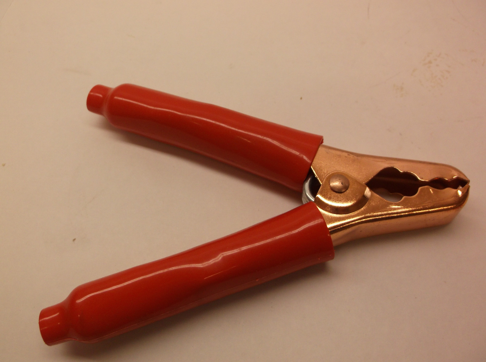 6 In Heavy Duty Battery Clip, Red 23501 Jaw 6 Red Hippo (R)