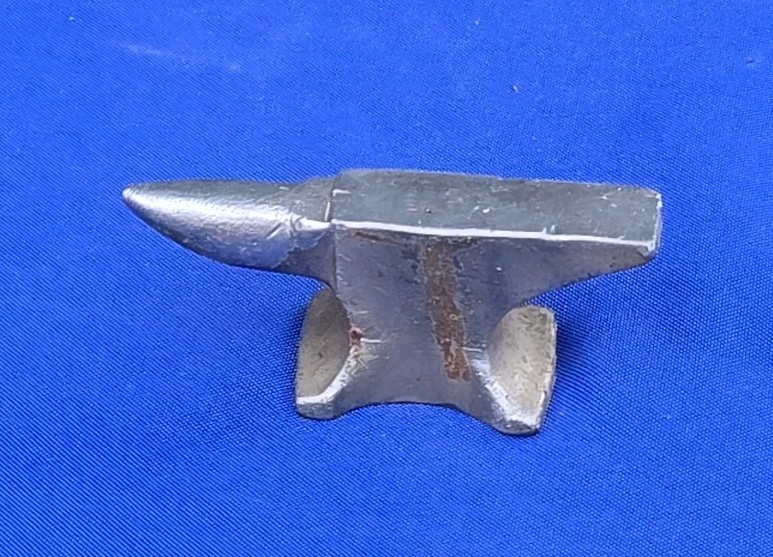 Vintage Jewelers Machinists Miniature Anvil Tool 12 oz WWII