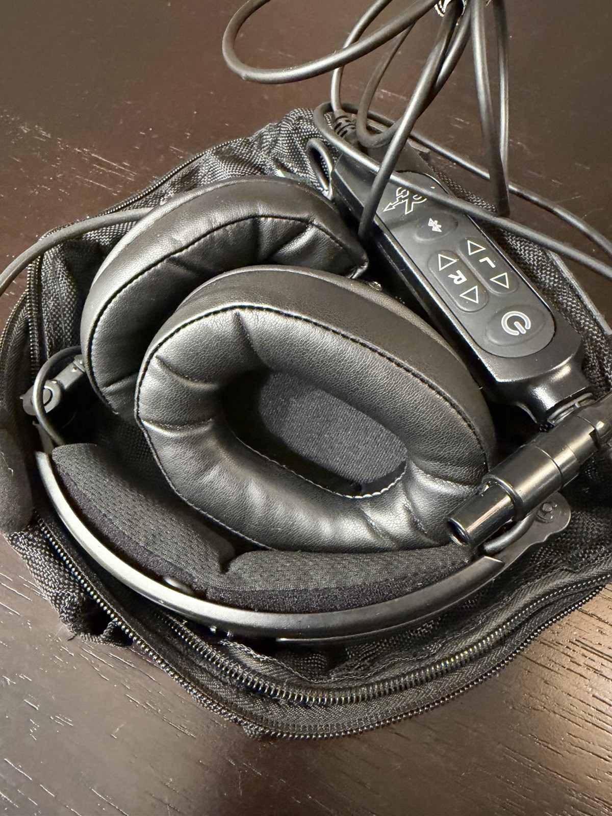 David Clark DC One-XP (Panel Power LEMO Plug) Noise Canceling Aviation Headset