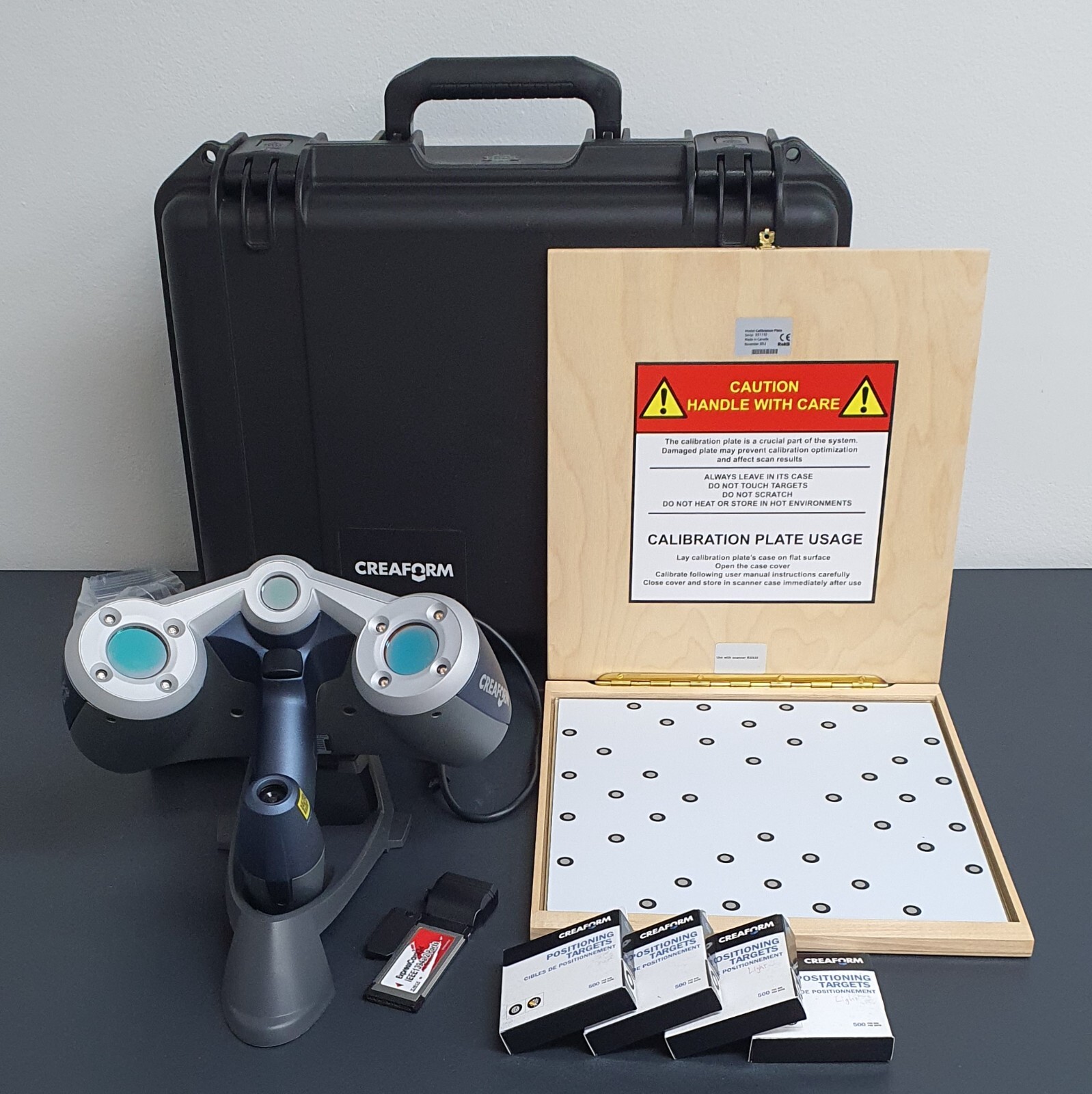 Creaform EXAscan Portable 3D Scanner w/ Calibration Plate, Case