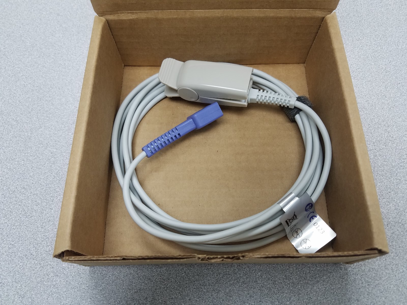 *USA SELLER* CARETECH NELLCOR DS100A OXIMAX REUSABLE ADULT SPO2 PROBE MASIMO