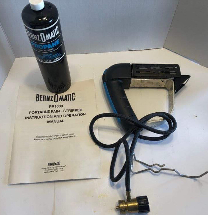 Bernz O Matic portable paint stripper PR 1000 NEW.