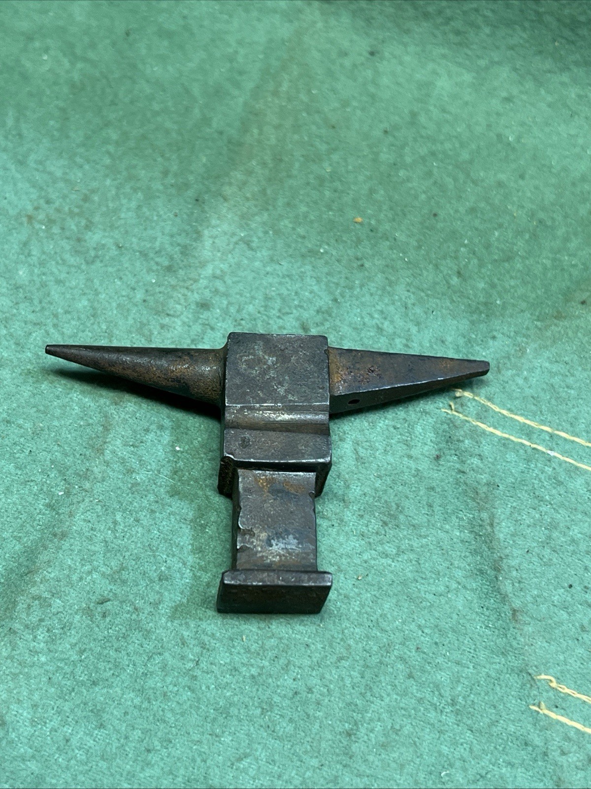 ANTIQUE EARLY JEWELER'S MINIATURE DOUBLE HORN ANVIL 1.5” X 3”.. Nice Steel Anvil