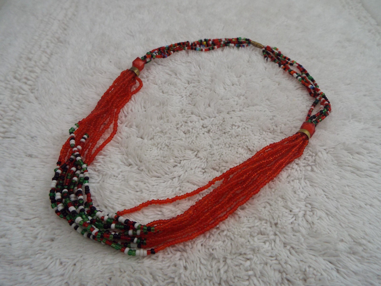 Colorful Red Micro Glass Bead Bunched Strands Necklace (J53)