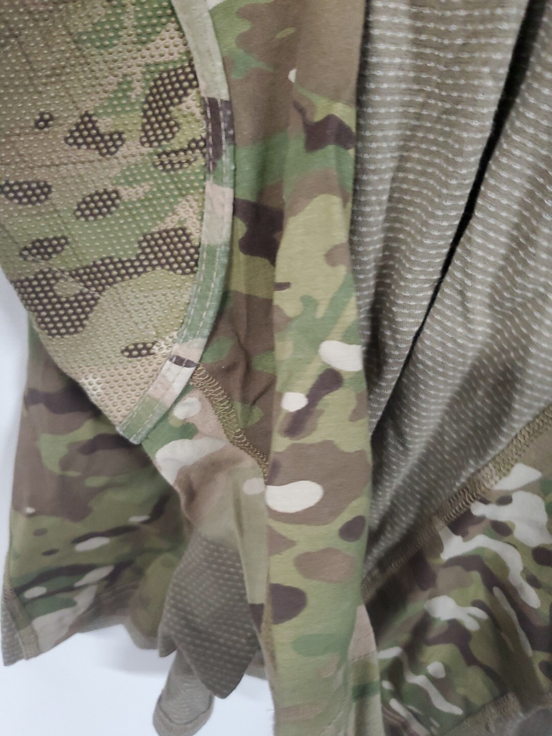 Army Combat Shirt Multicam medium OCP Flame Resistant acs crew neck
