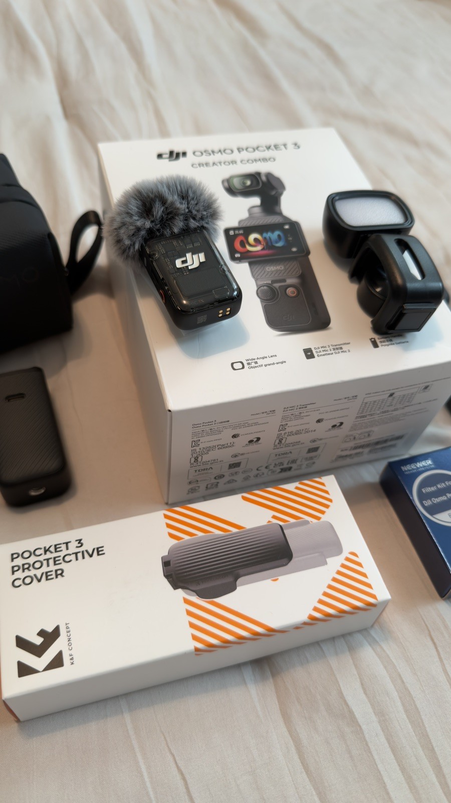 DJI Osmo Pocket 3 Creator Combo- Beyond Excellent Condition