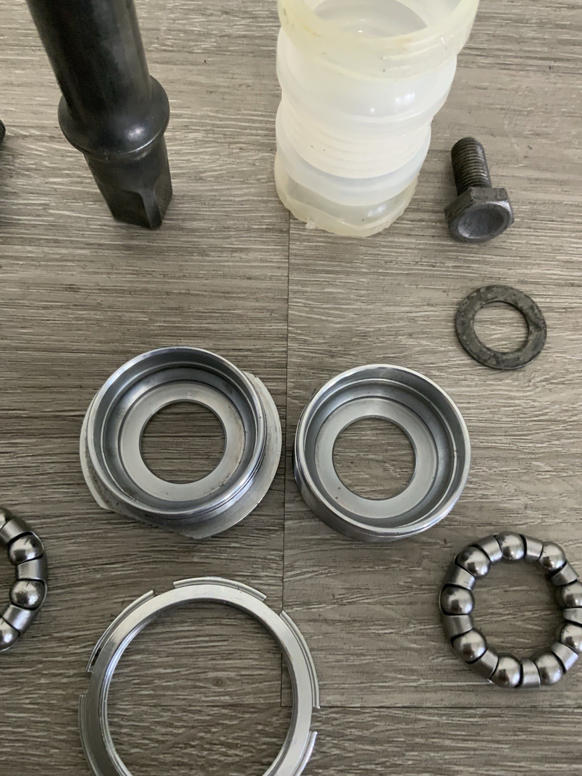 CAMPAGNOLO CHORUS BOTTOM BRACKET 68-115 MM BSA THREADED