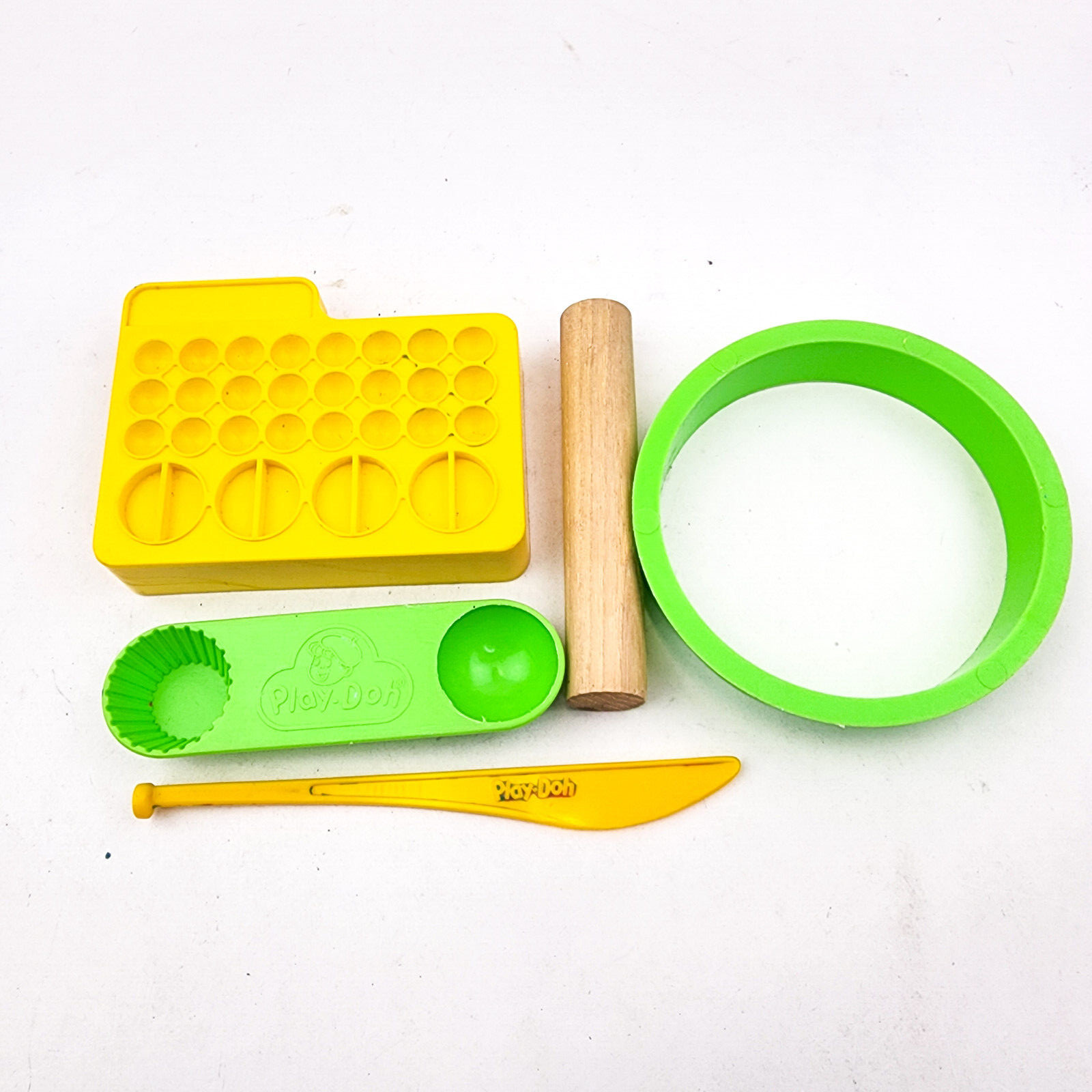 Vintage Kenner Play Doh Make a Meal Bakery 1988 Replacement Parts Lot of 5
