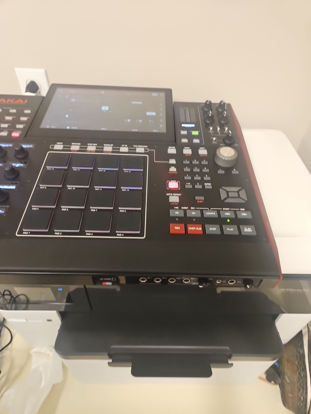 Akai Professional MPC-X Standalone Sampler and Sequencer-USED COND--sw2