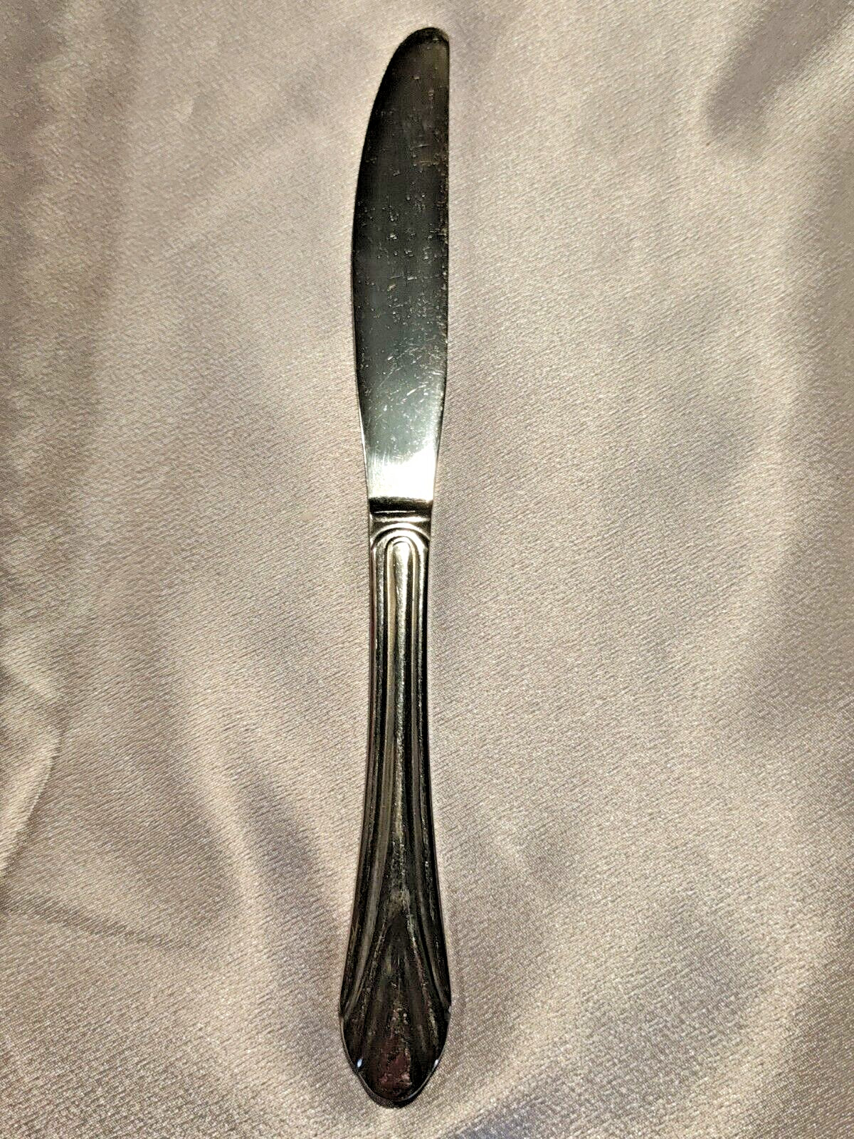Hampton Silversmiths Rose Pattern Stainless Steel 8 3/4" Replacement Table Knife