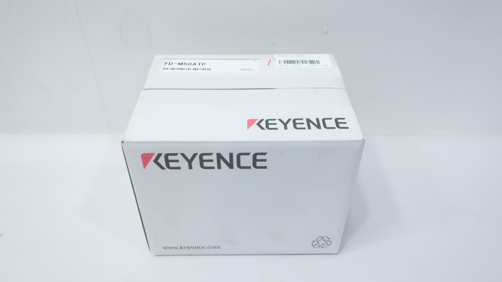 Keyence FD-M50ATP Capacitance Electromagnetic Flow Sensor 24v-dc